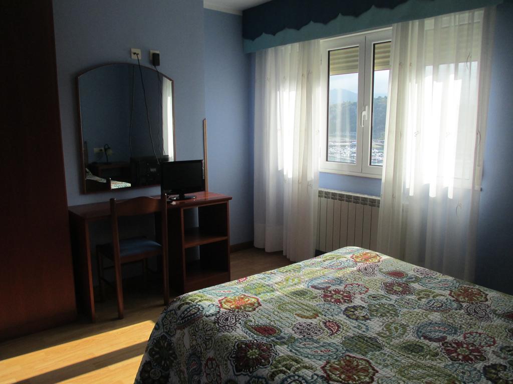 ריבאדסלה Hotel Brisas Del Sella מראה חיצוני תמונה