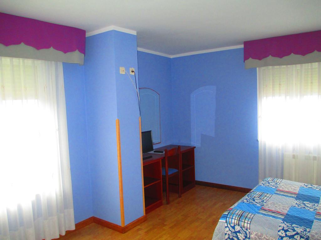 ריבאדסלה Hotel Brisas Del Sella מראה חיצוני תמונה